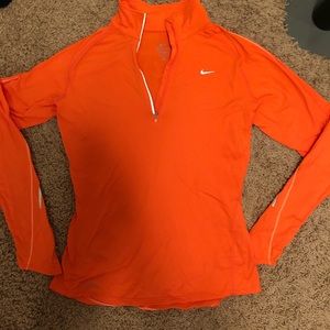 Nike dri-fit size medium